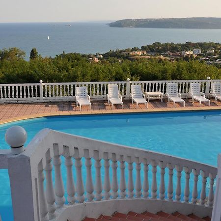 Family Hotel Casablanca Green Varna Buitenkant foto