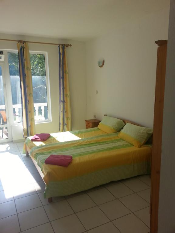 Family Hotel Casablanca Green Varna Buitenkant foto