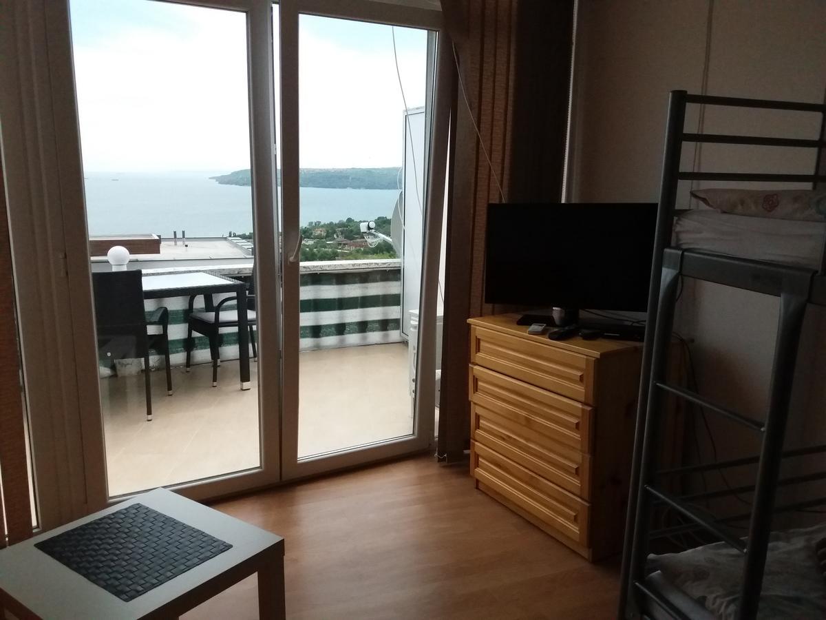 Family Hotel Casablanca Green Varna Buitenkant foto