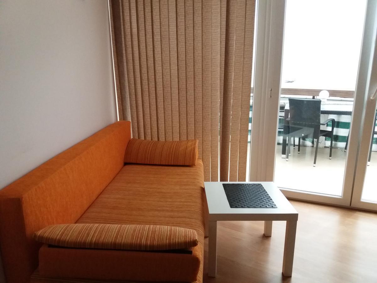 Family Hotel Casablanca Green Varna Buitenkant foto
