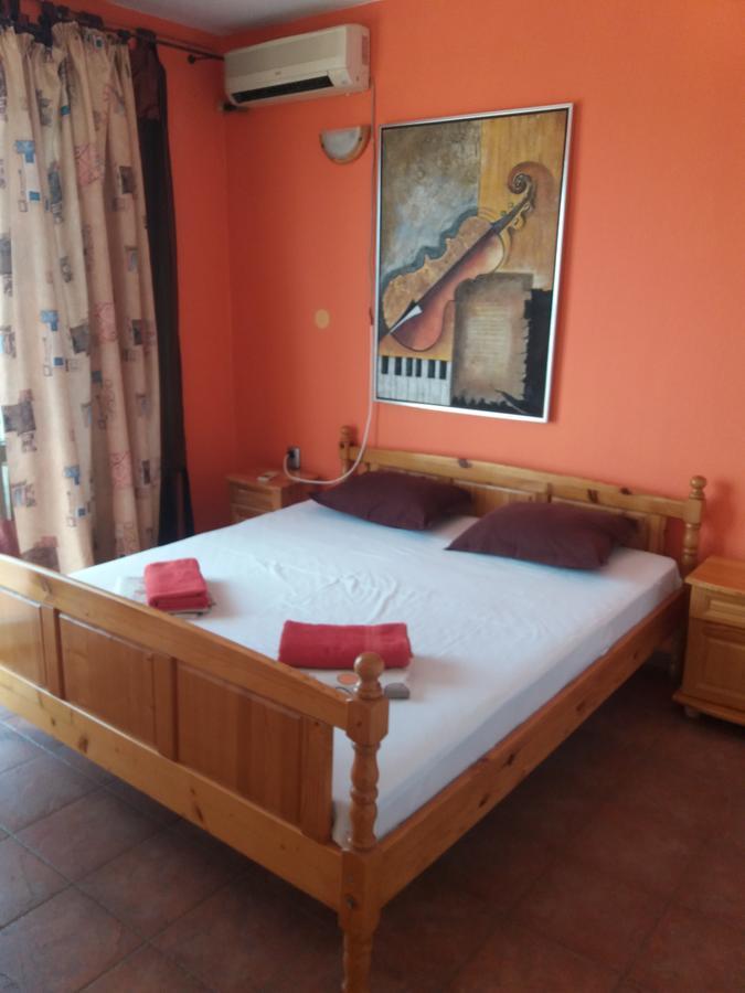 Family Hotel Casablanca Green Varna Buitenkant foto