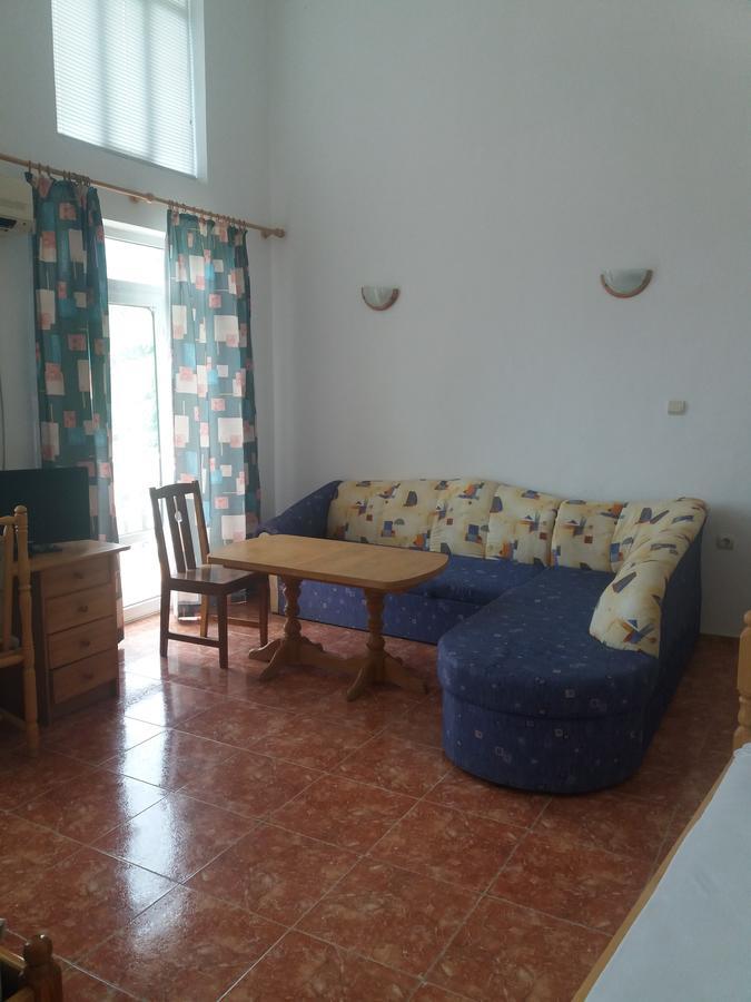 Family Hotel Casablanca Green Varna Buitenkant foto